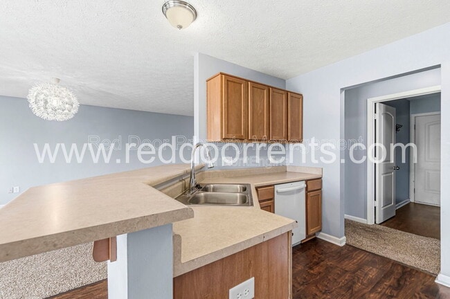 Building Photo - 7217 Burlat Ln