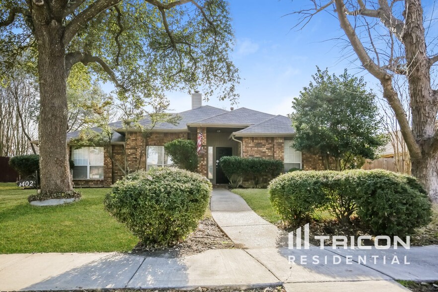 Primary Photo - 1402 Baker Dr