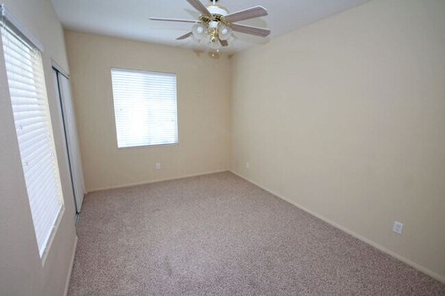 Building Photo - Exceptional Executive Single Story Home