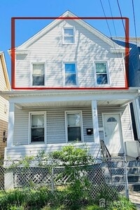 Building Photo - 660 Charles St