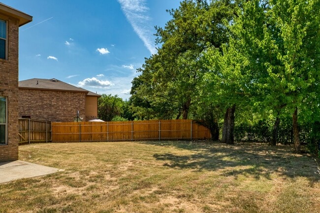 Building Photo - 1430 Piedmont Dr