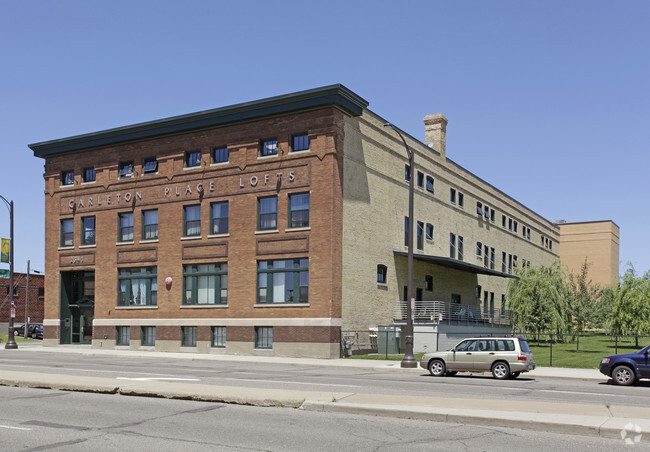 Primary Photo - Carleton Artist Lofts