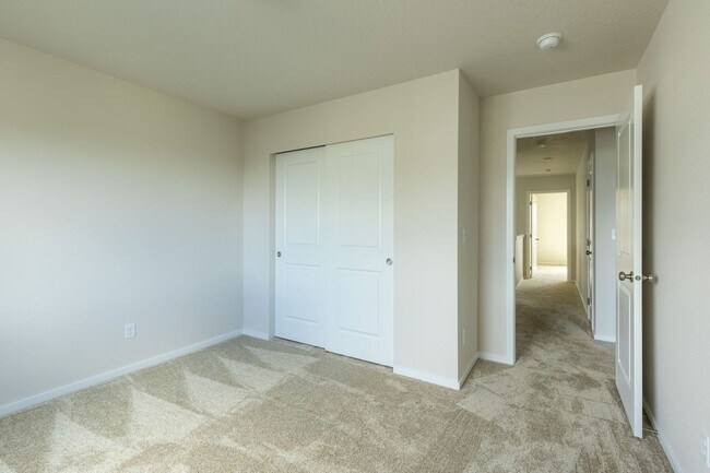 Building Photo - Modern Home for rent in Liberty Lake