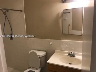 Building Photo - 6802 SW 18th Ct