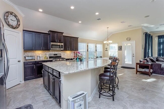 Building Photo - 11075 Walts Run Ln