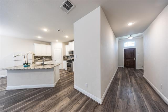 Building Photo - 2817 Diamondback Dr