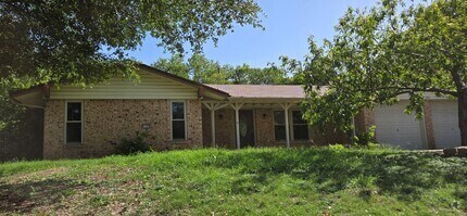Building Photo - 1109 Shine Ln