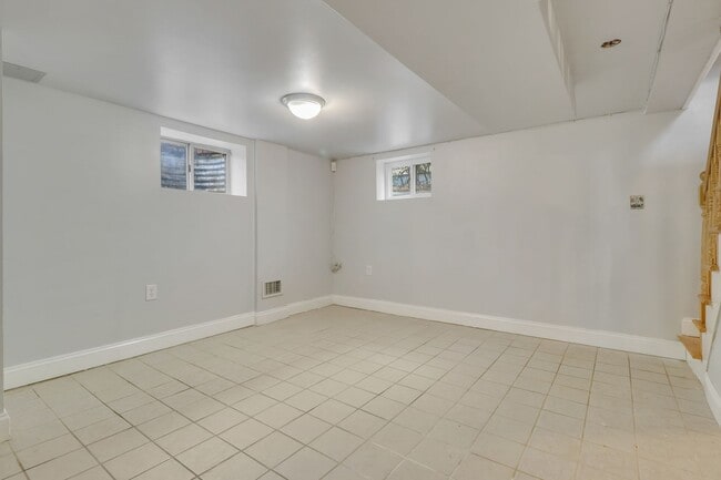 Building Photo - Brookland Corner Lot