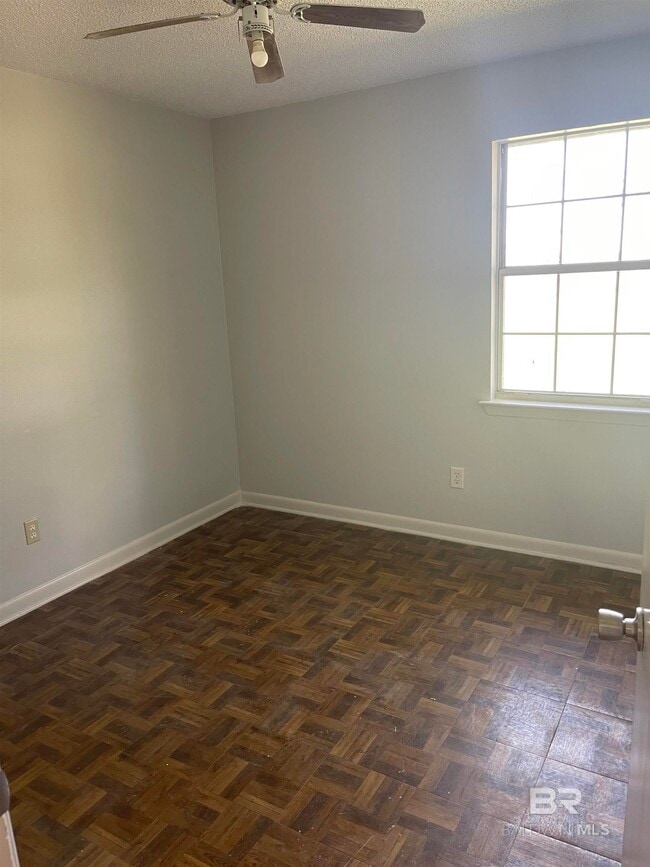 Building Photo - 62 Northgate Cir