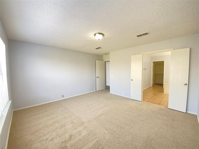 Building Photo - 5204 Vista Verde Dr