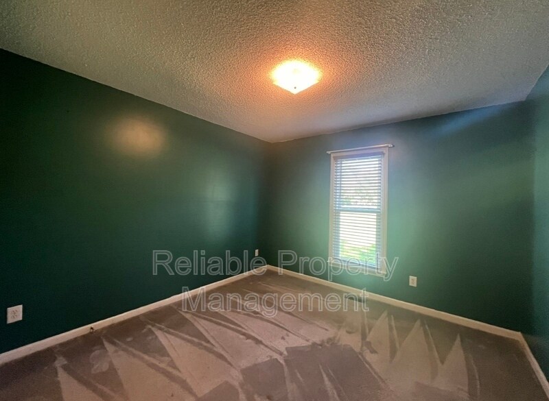 Building Photo - 5110 Raleigh Rd