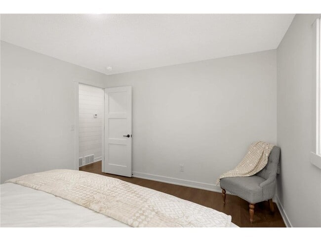 Building Photo - 15240 Kangaroo St NW