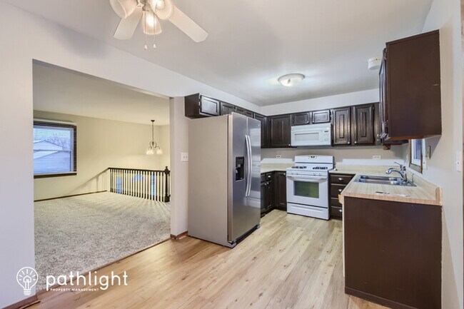 Building Photo - 1510 Farrington Court
