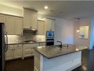 Building Photo - 1105 Water St