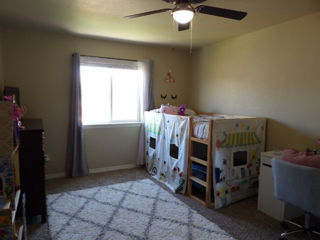 Building Photo - 6343 Wallowing Way