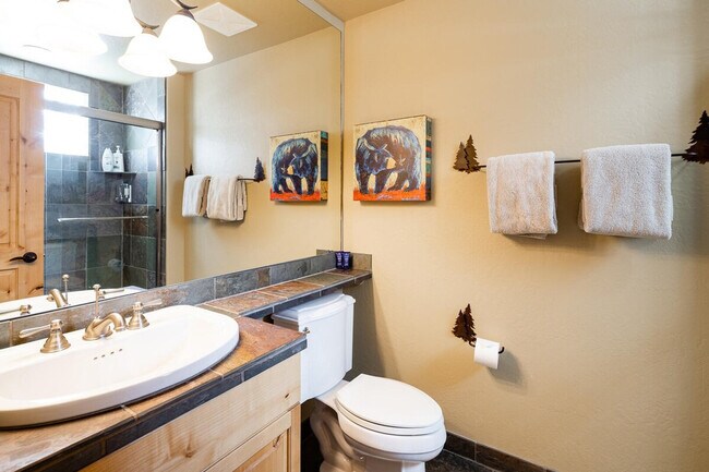 Building Photo - 4 Full Moon Rd