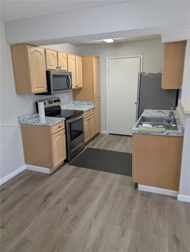 Building Photo - 15067 SW 103rd Terrace