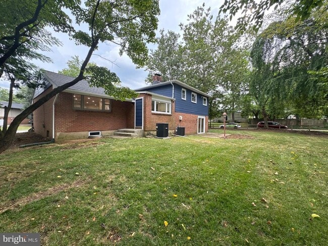 Building Photo - 355 Cherry Hill Blvd