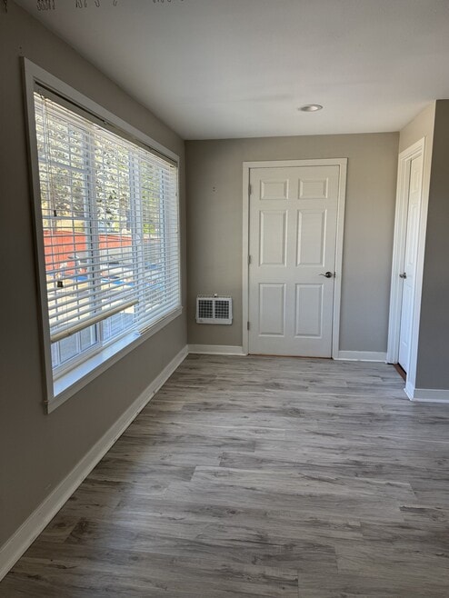 Building Photo - 10302 141st St Ct E