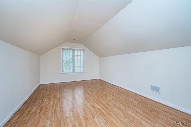Building Photo - 11012 Jimmy Ridge Dr