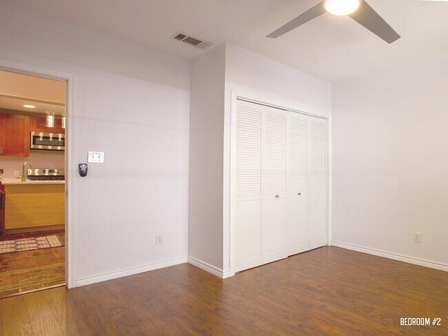 Building Photo - 1808 Maple Ave