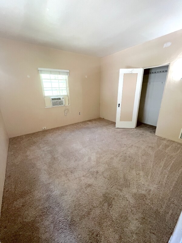 Building Photo - 1056 Euclid Ave