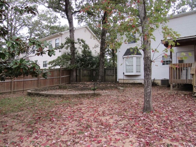 Building Photo - 303 Merganzer Dr