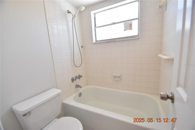 Building Photo - 4008 Briarlake Dr