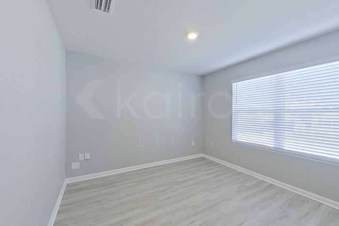 Building Photo - 4628 Malay Cir