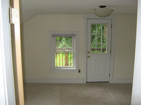 Building Photo - 3 bedroom, single family home