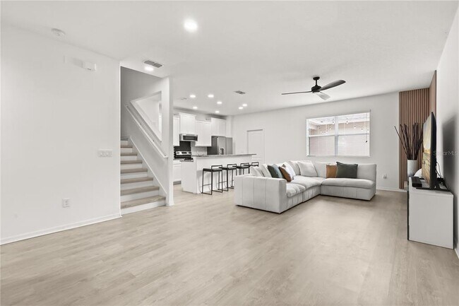 Building Photo - 7668 Fairgrove Ave