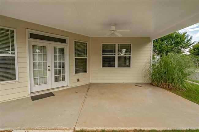 Building Photo - 210 Harmony Lake Dr