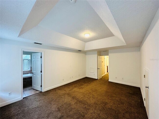 Building Photo - 438 Palm Dr