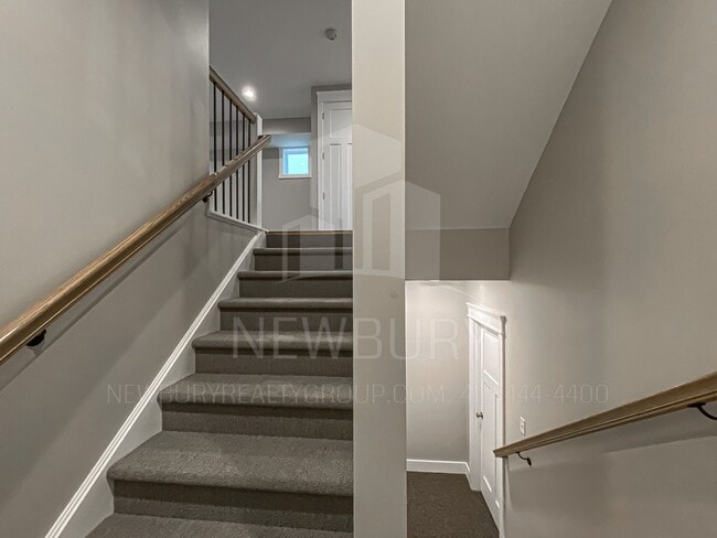 Building Photo - Be the First to Live in These Brand-New Luxury Homes — Now Pre-Leasing in Pittsburgh