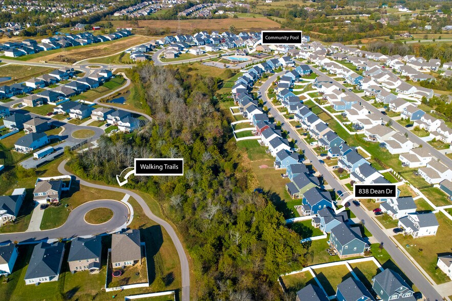 Building Photo - 838 Dean Dr