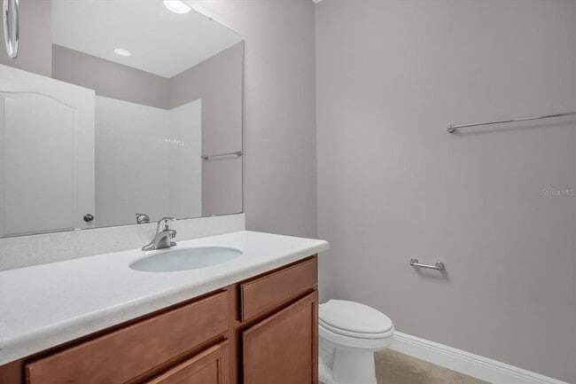 Building Photo - 15537 Honeybell Dr