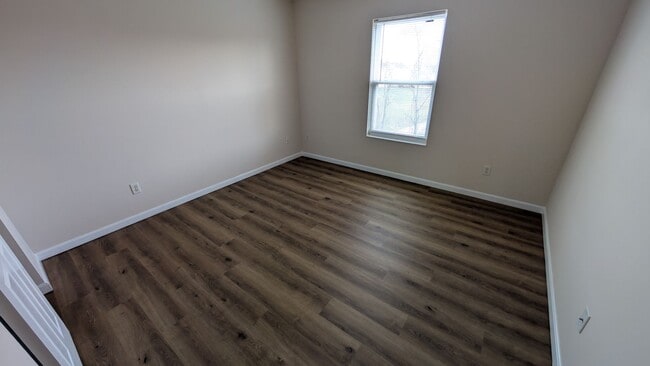 Building Photo - 4BR/2.5BA Middletown Home - Study with French Doors - Pond View