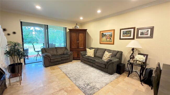 Building Photo - 3887 Tree Top Dr