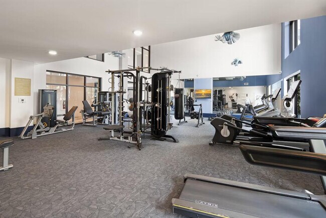 Building Photo - 8890 Founders Square Dr