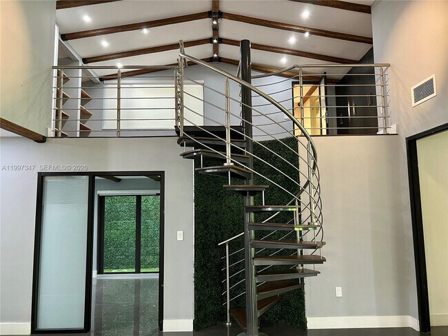 Building Photo - 9331 NW 48th Doral Terrace