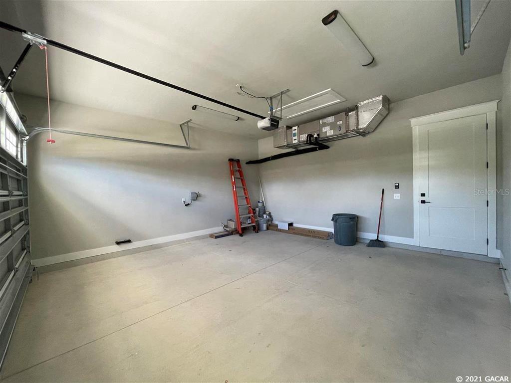 Building Photo - 2520 NW 48th Ter