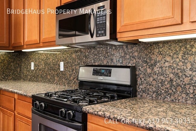 Building Photo - 1693 Avery Rd