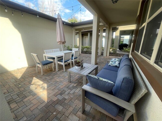 Building Photo - 14155 Lakeview Park Rd