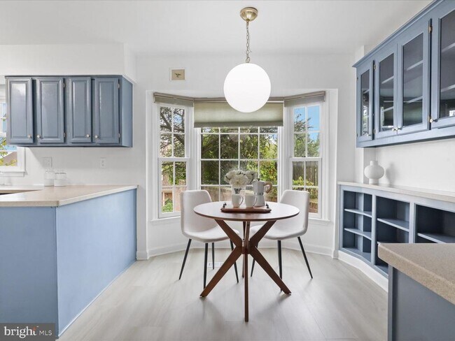 Building Photo - 3001 Federal Hill Dr