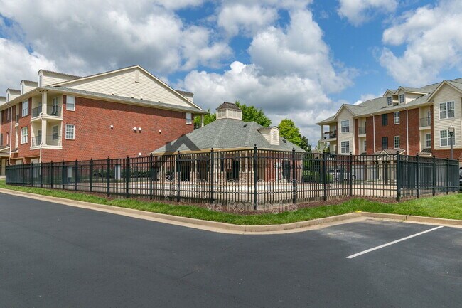 Building Photo - 3201 Aspen Grove Dr