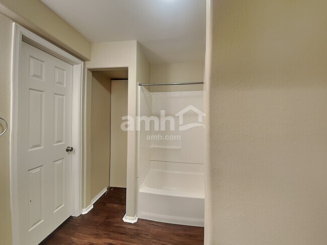 Building Photo - 16916 Molina Pl