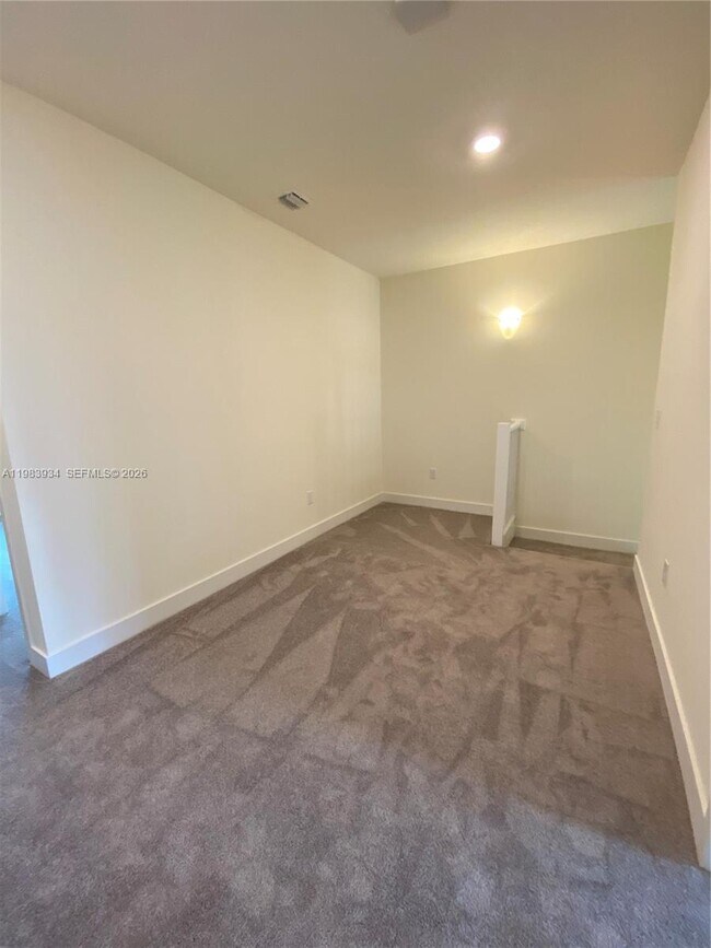 Building Photo - 8379 Central Park Blvd