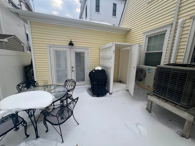 Building Photo - 29 N Hanover Ave