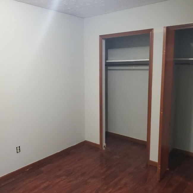 Building Photo - 2BDRM DUPLEX FOR RENT LORAIN, OHIO