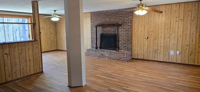 Building Photo - 275 Johnson Terrace